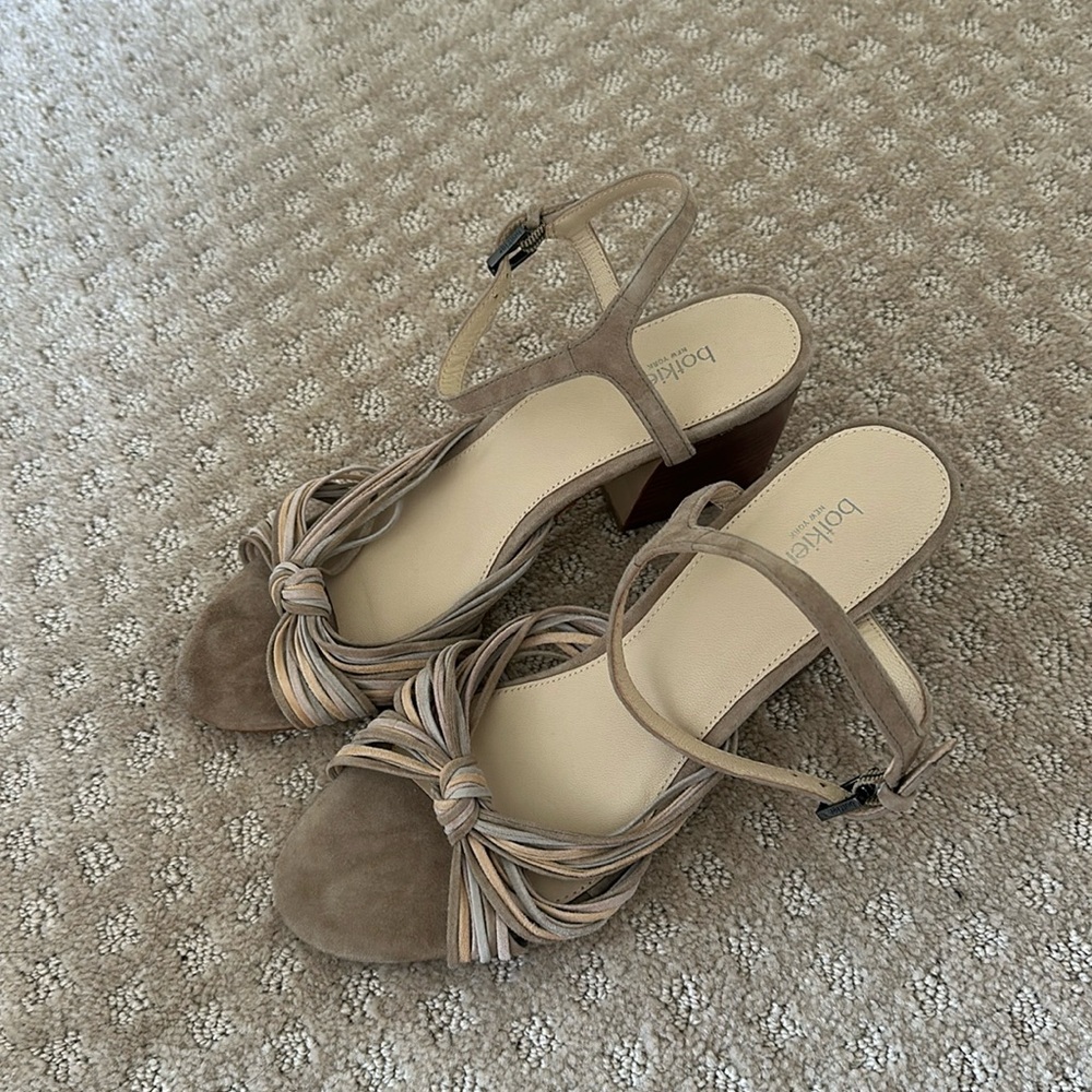 Women suede Botkier block heel size 9